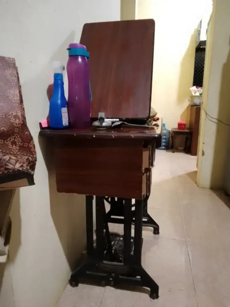 Mesin jahit singer bekas