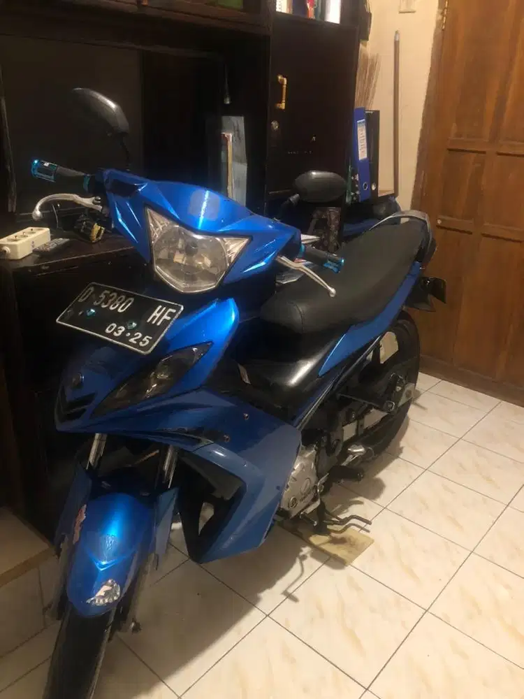 Jupiter MX old - Biru (Kotamadya)