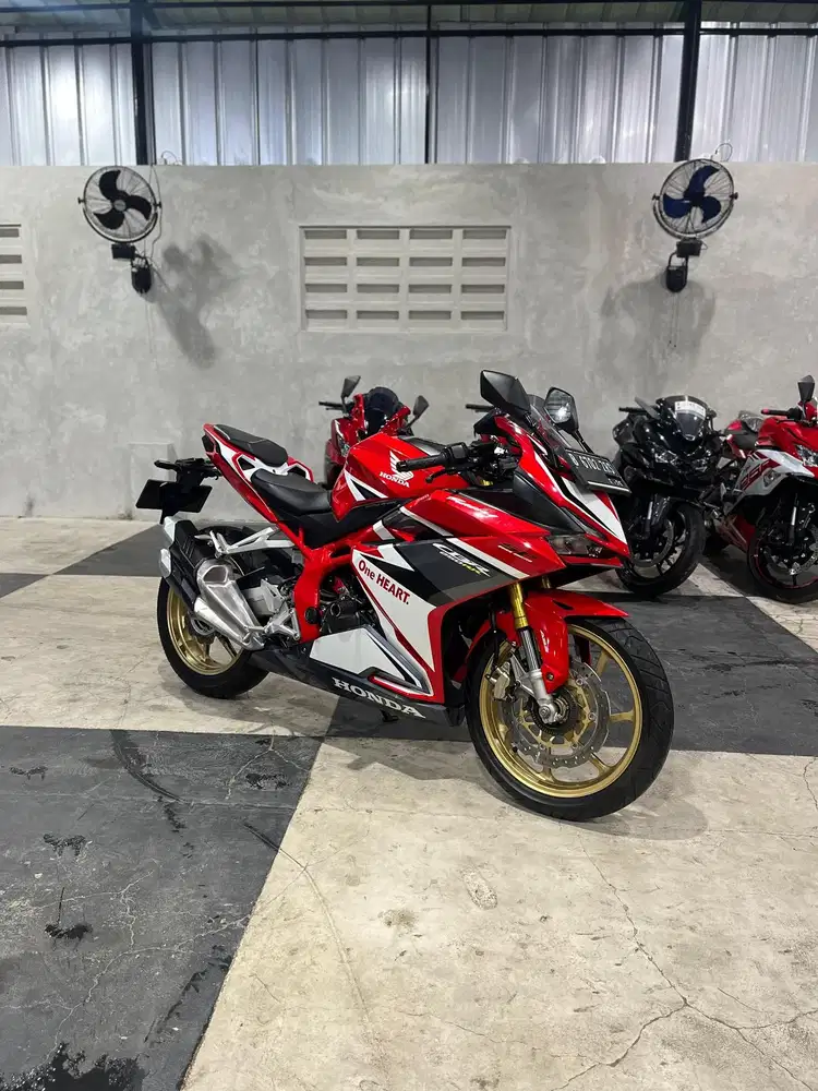 CBR 250RR ABS SP QS SUPER LIKE NEW