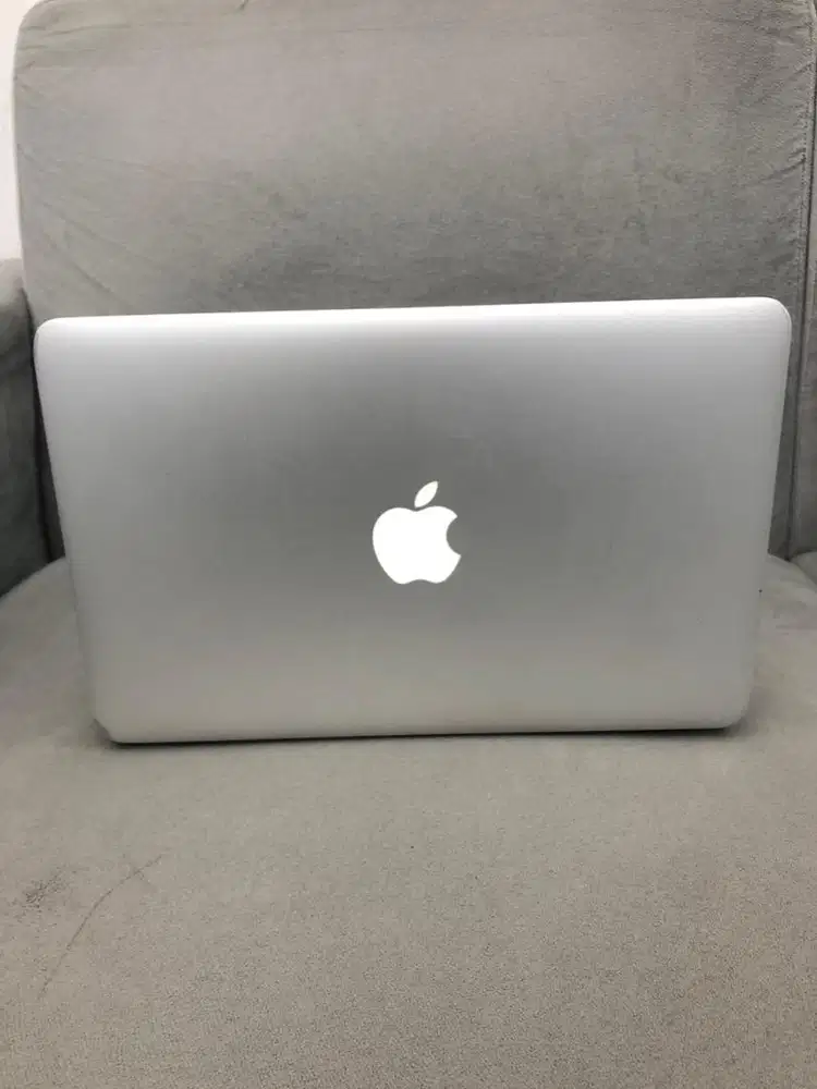 MACBOOK AIR TH 2015 4GB/128GB