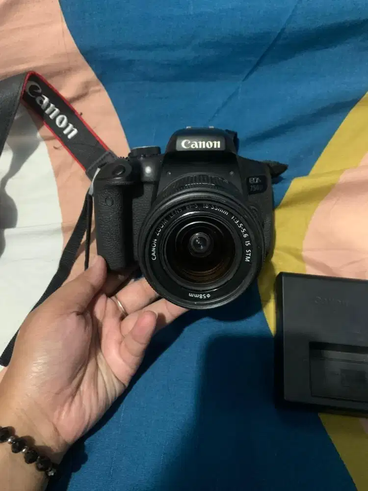 For Sale Canon EOS 750D Second