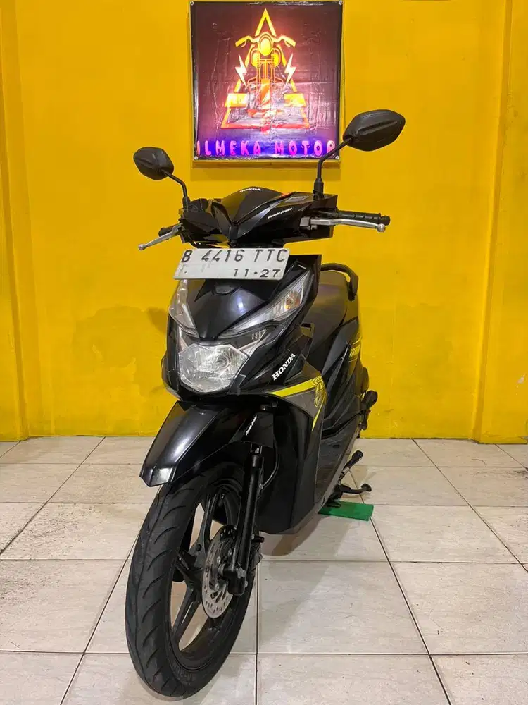 HONDA BEAT FI SPORTY CBS TAHUN 2017 CASH & CREDIT