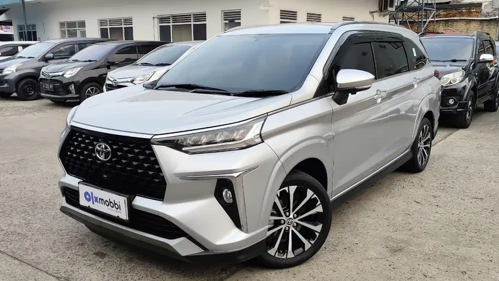 Pajak Panjang - Toyota Avanza 1.5 Veloz Bensin-AT 2023