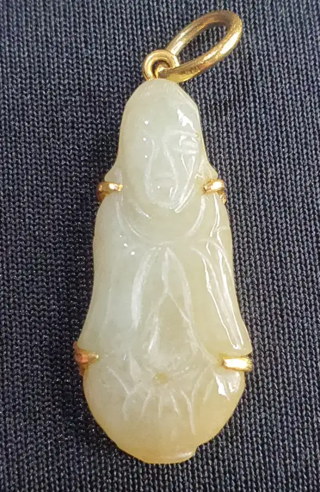 (RARE) Liontin Giok Dewi Guan Yin Jade Pendant Gold Buddha Emas 19K
