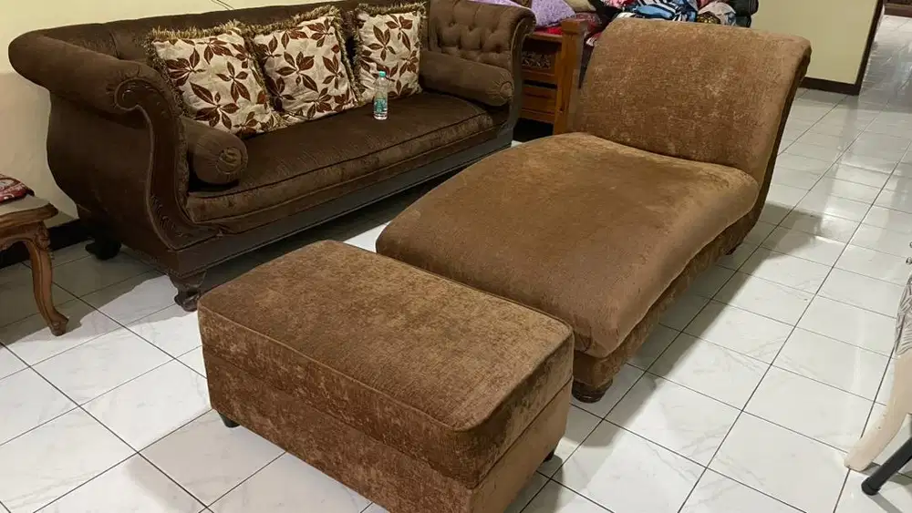 Jual sofa bekas warna coklat