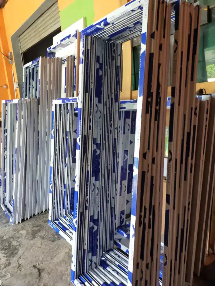 KUSEN, PINTU DAN JENDELA ALUMINIUM