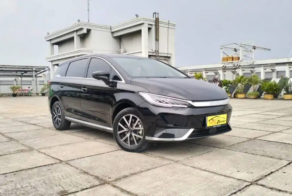 BYD M6 7 Seater 2025 LikeNew
