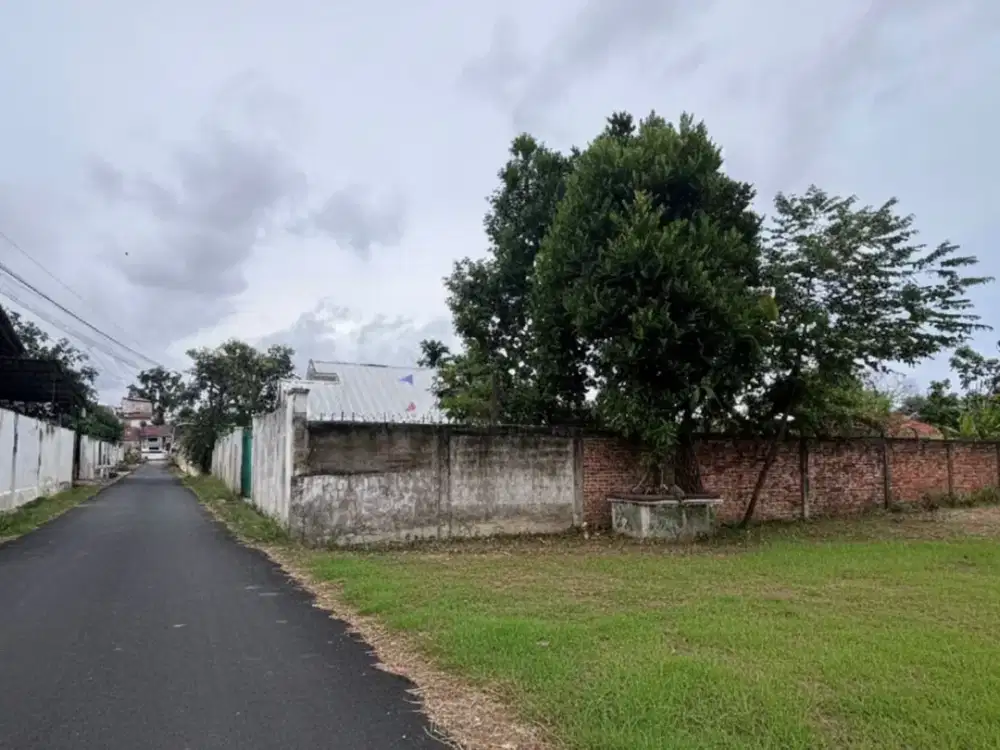 Tanah Pinggir Jalan Kota Baru Tugu Kris