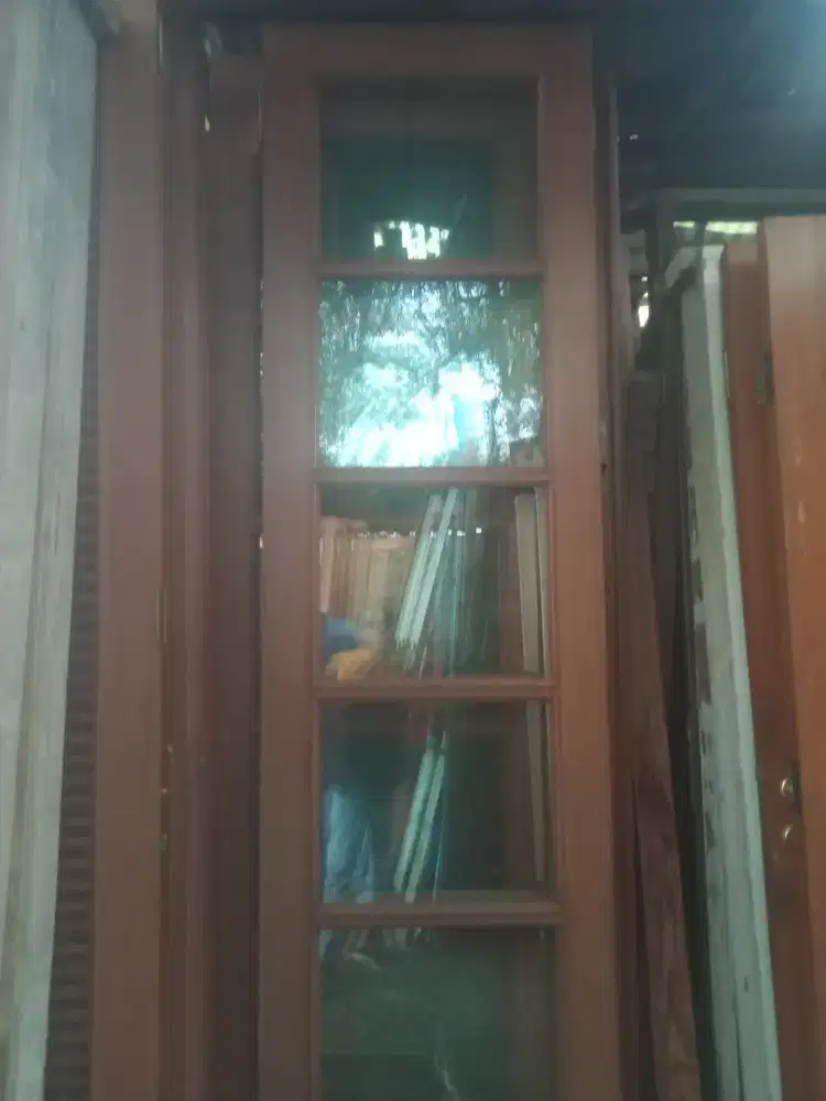 pintu kaca jatu