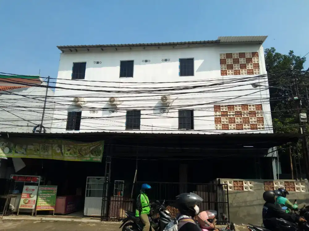 KIOS DISEWAKAN – Lokasi Strategis & Ramai dekat stasiun tanjung barat