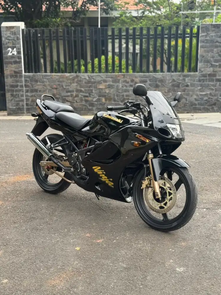 Ninja rr cbu 2005 asli hitam restorasi 80%