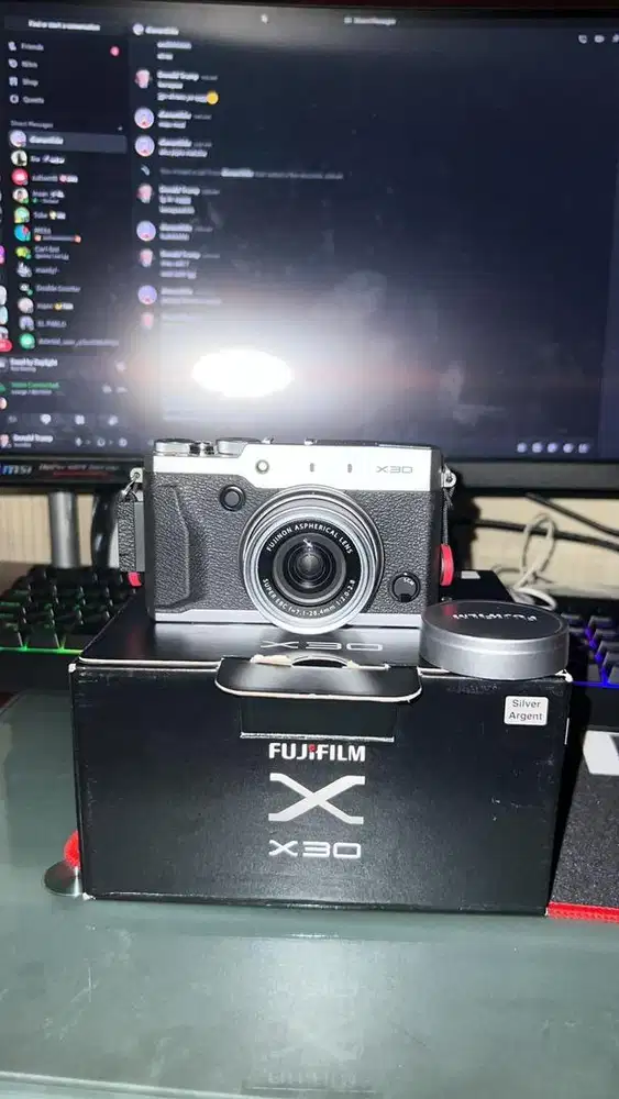 Fuji camera X30