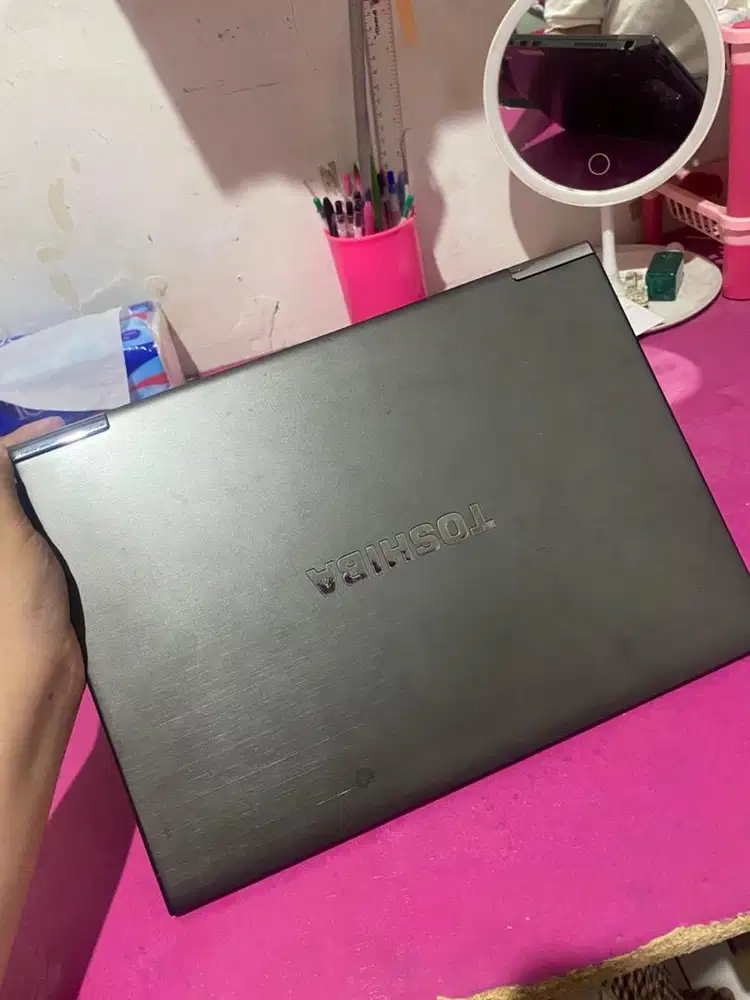 Laptop Toshiba Satellite z930