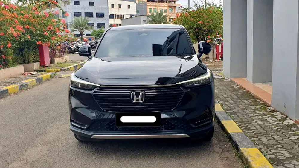 Km28rb honda hrv se sensing 2023 pakai 2024 hitam
