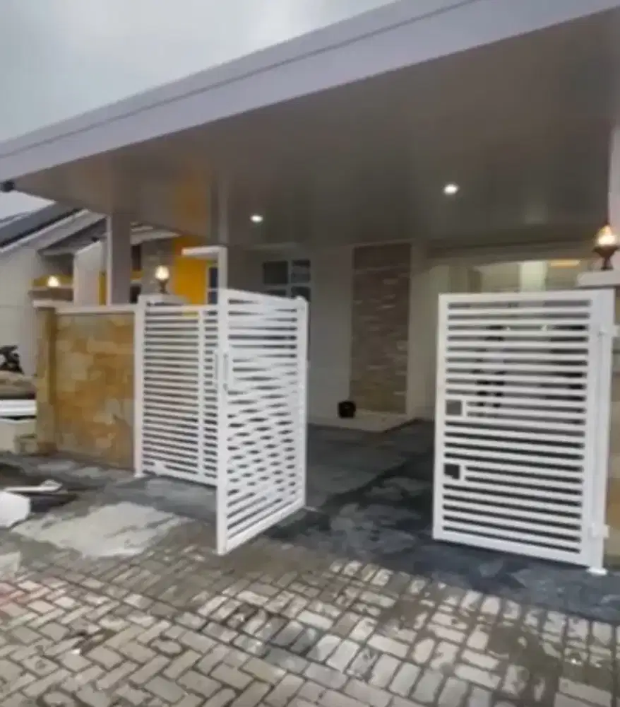 Di sewakan rumah modern bukit Cimanggu city cluster 24 jam