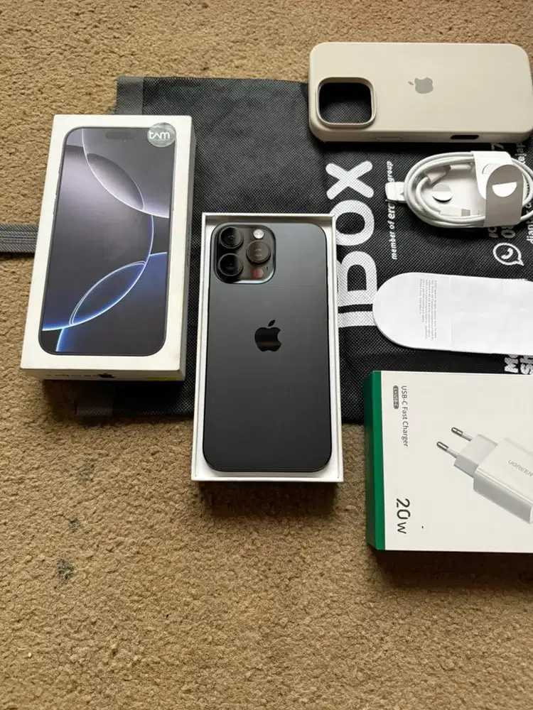 Iphone 16 pro max 256gb  ibox