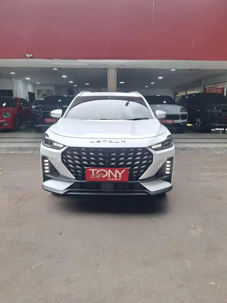 JETOUR X70 Plus Inspira Panoramic 2025 Putih