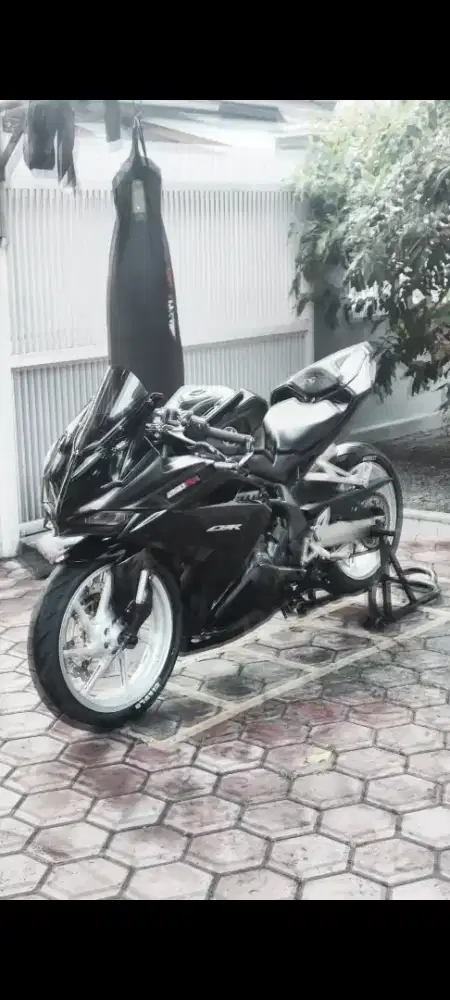 CBR 250RR ( 2019 )