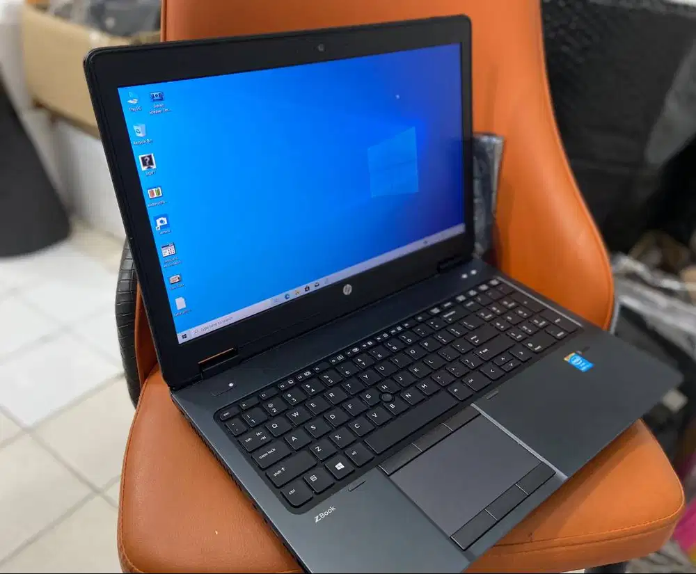 Laptop gaming Murah HP ZBOOK 15 Core i7-4900MQ 8GB DDR4 15.6inch EC