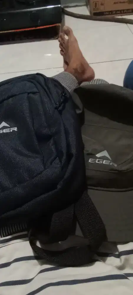 Tas slempang eiger ori