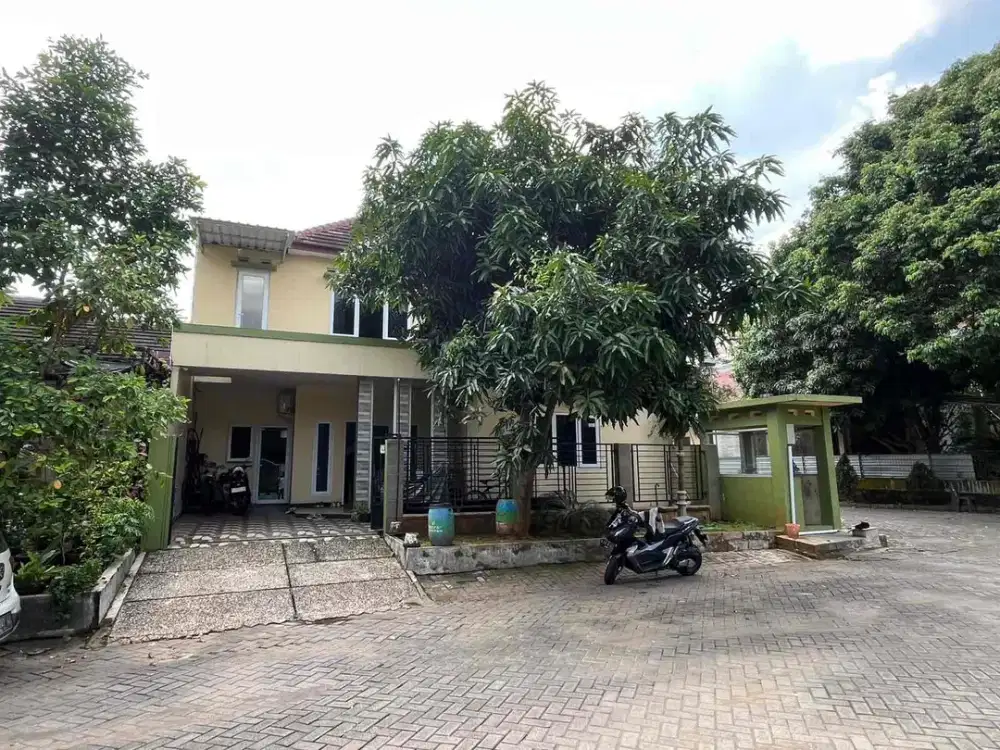 Di jual rumah bagus hook di greenwood semarang