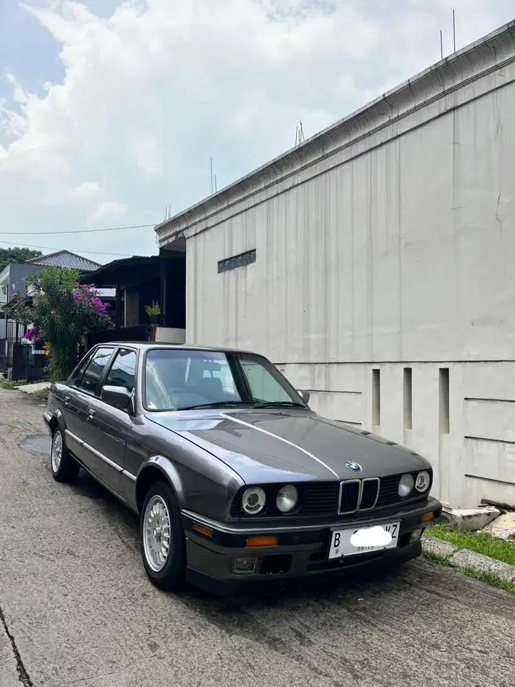 BMW 318i 1991 Bensin