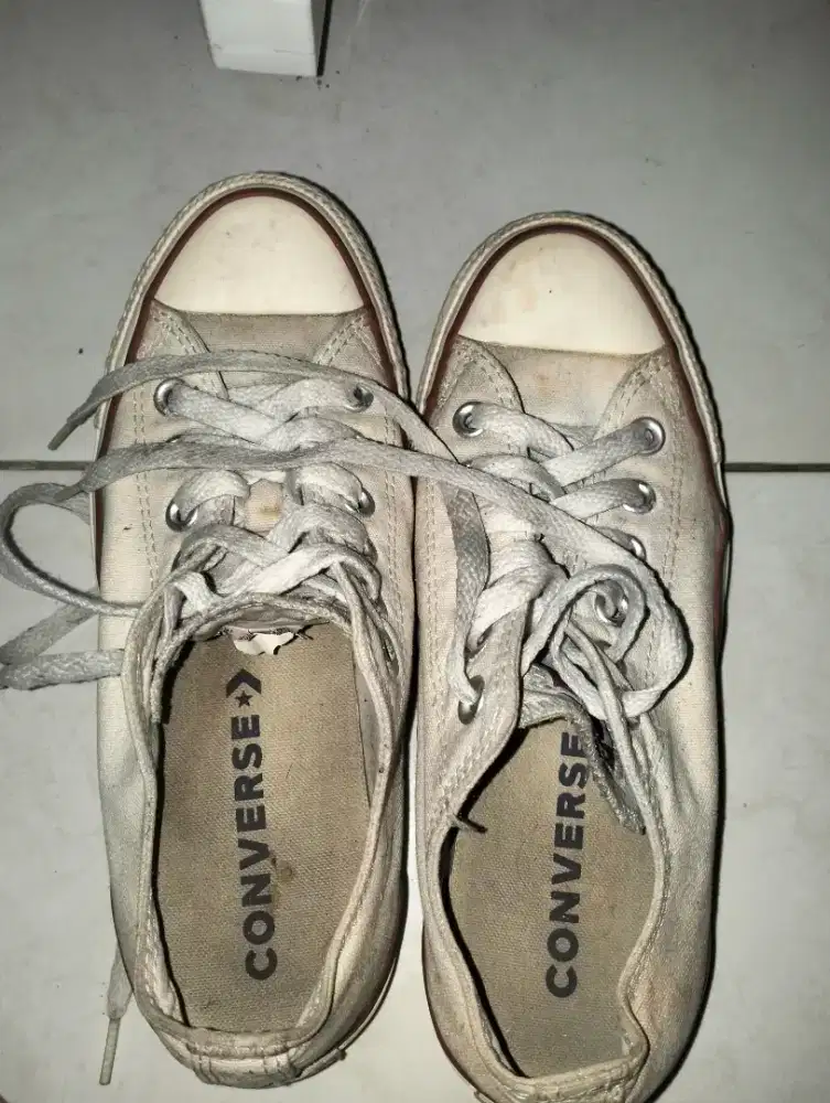 Converse original white