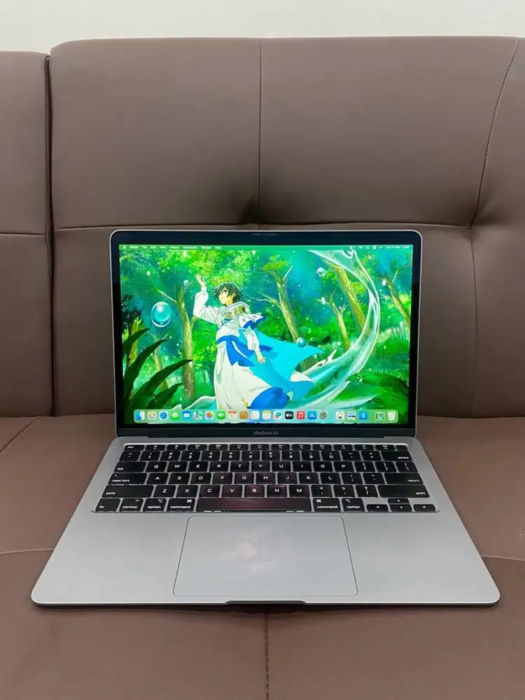 MacBook Air 2020 i5/8/512GB
