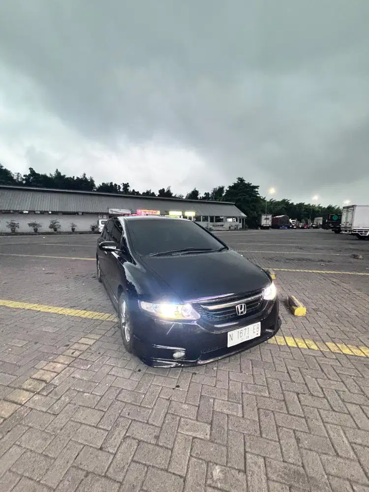 Dijual murah Honda odyssey