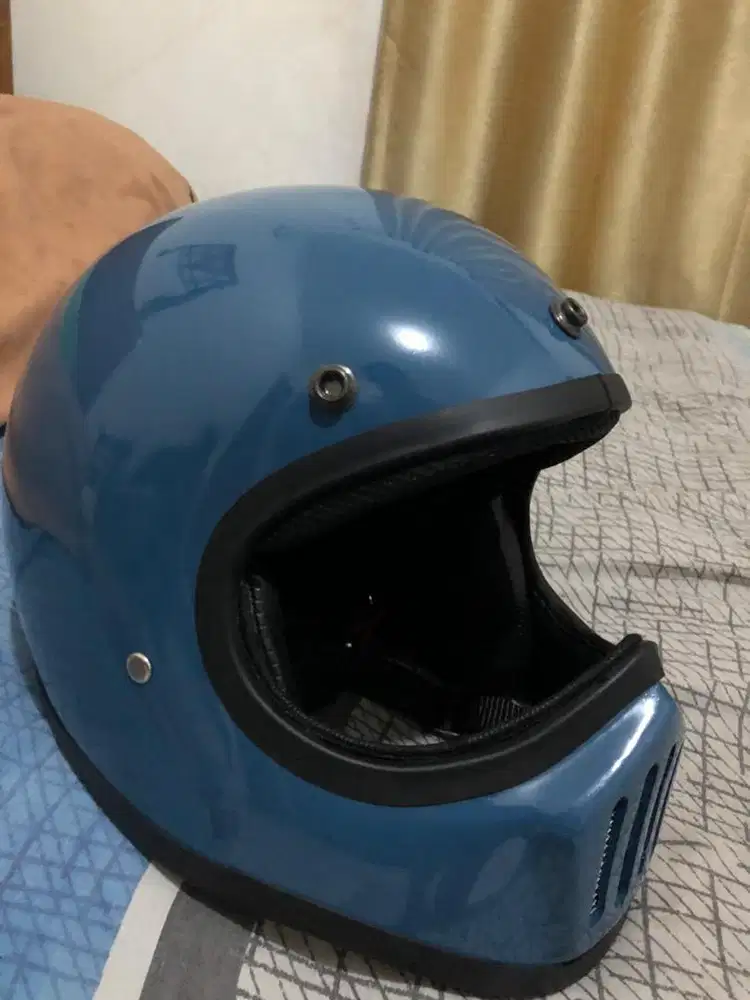 Helm cakil biru lokal baru size M 150rb nego alus