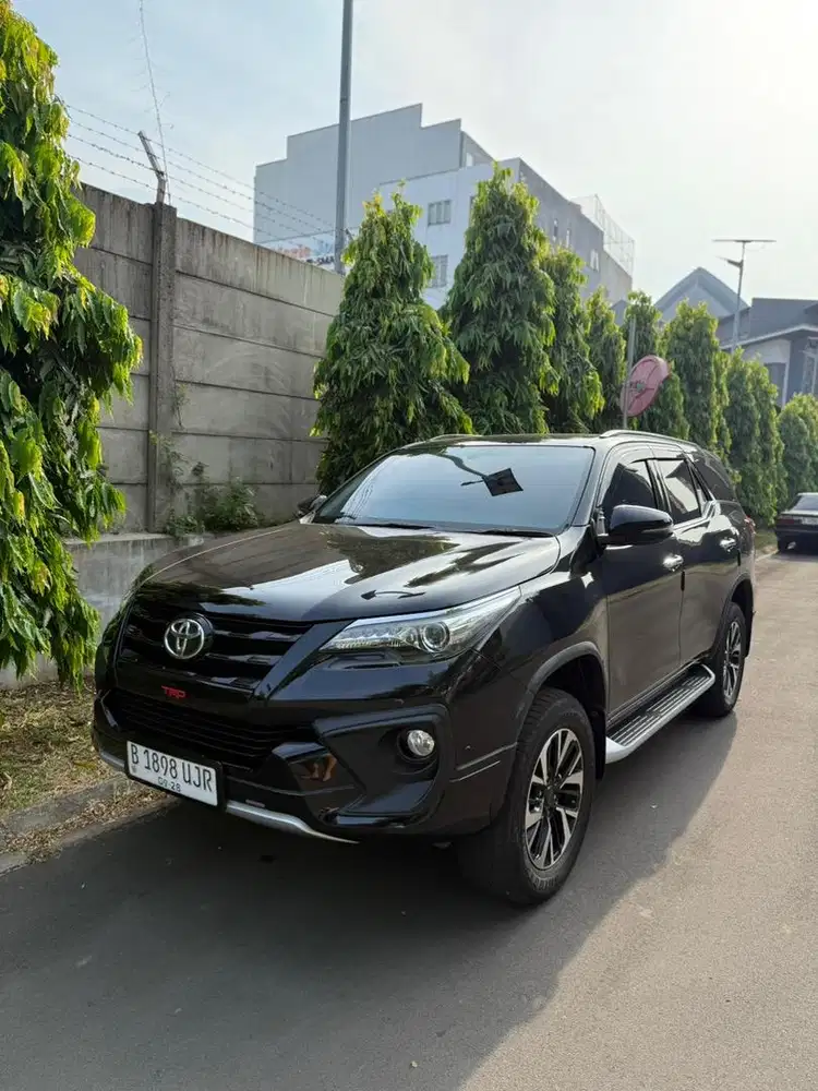 Toyota Fortuner VRZ TRD 2018 AT