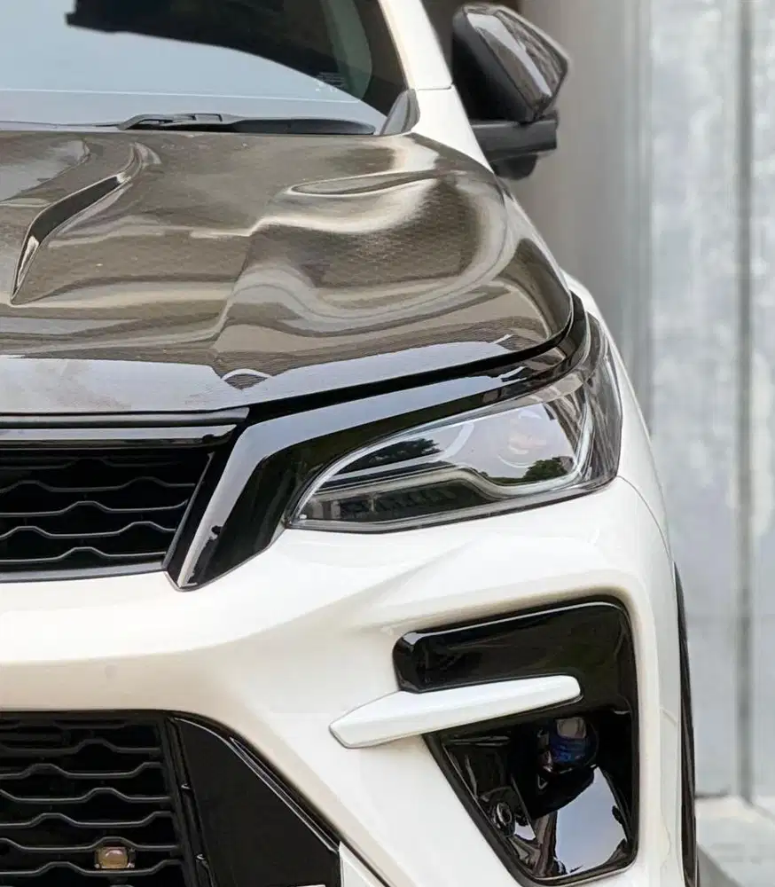 Headlamp Toyota Fortuner GR Tahun 2023 (100% Original Toyota)