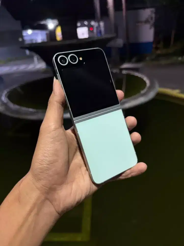 Samsung Z Flip 6 warna mint 12/256GB