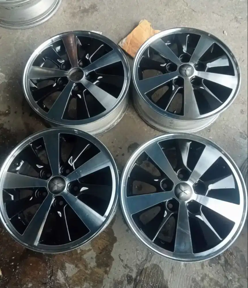 Velg oem expander r15 pcd 5x114