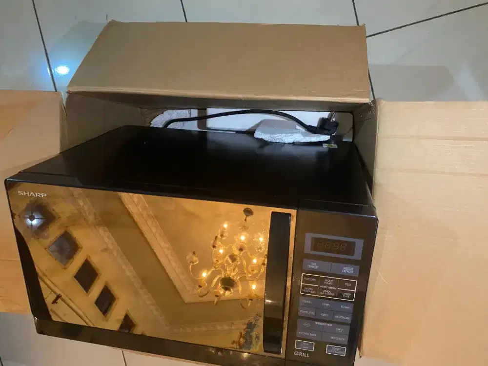 Microwave sharp

R-728(K)-IN microwave oven with grill