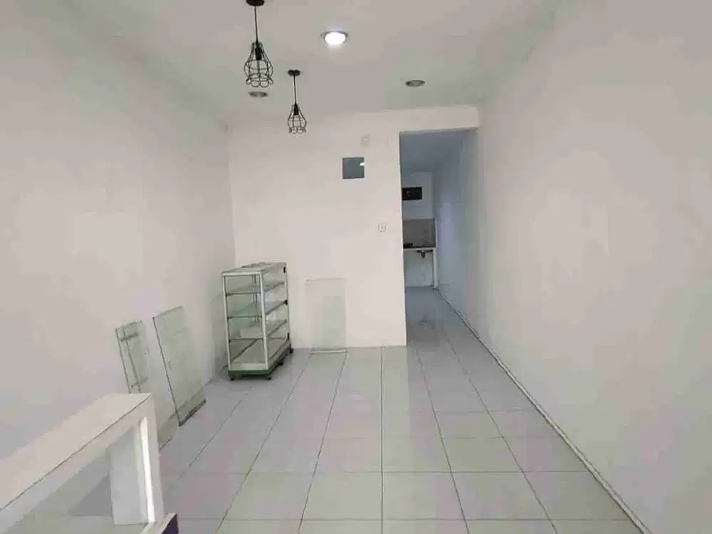 disewakan tempat usaha Sunter hijau 4 x 22 hanya 55juta /th