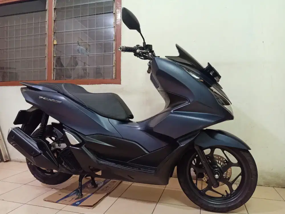 Honda PCX 160 KEYLESS CBS ISS 2023 / 2024 ( ISTIMEWA / LIKE NEW)