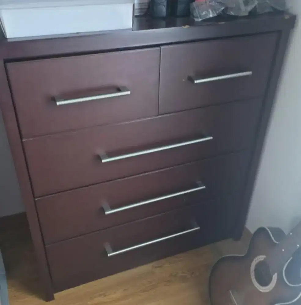 Preloved Lemari Serbaguna