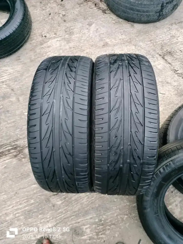 Jual ban mrek Bridgestone techno sport ukuran 195 50 R16 mulus 2pcs.