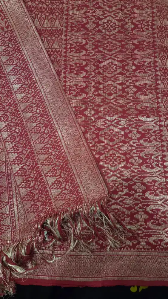 Sarung Tenun Pink / Magenta