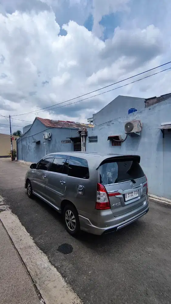 Toyota Kijang Innova 2015 Bensin