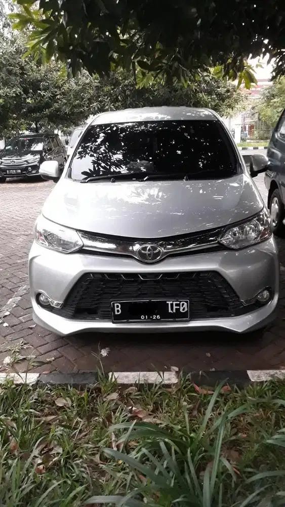 Avanza 1.3 Veloz AT Tahun 2015