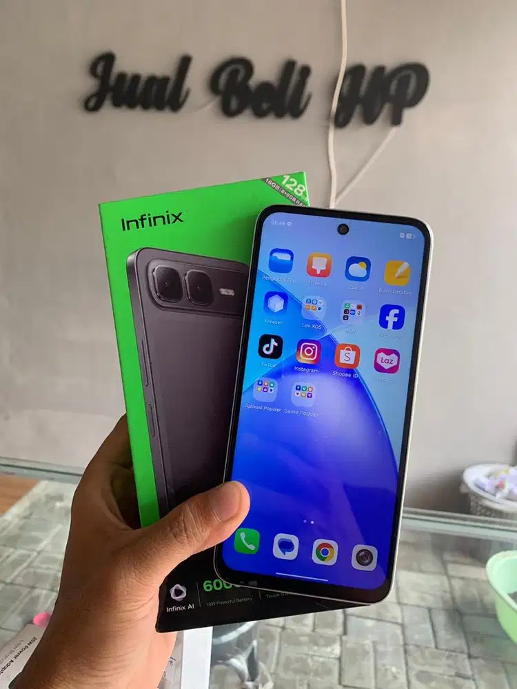 Infinix smart 10plus 8/128 kondisi lengkap segel nominus
