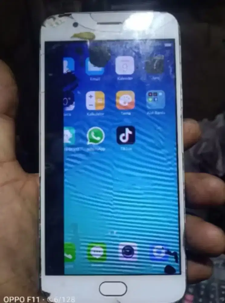 Oppo f1s 4/64gb minus lcd