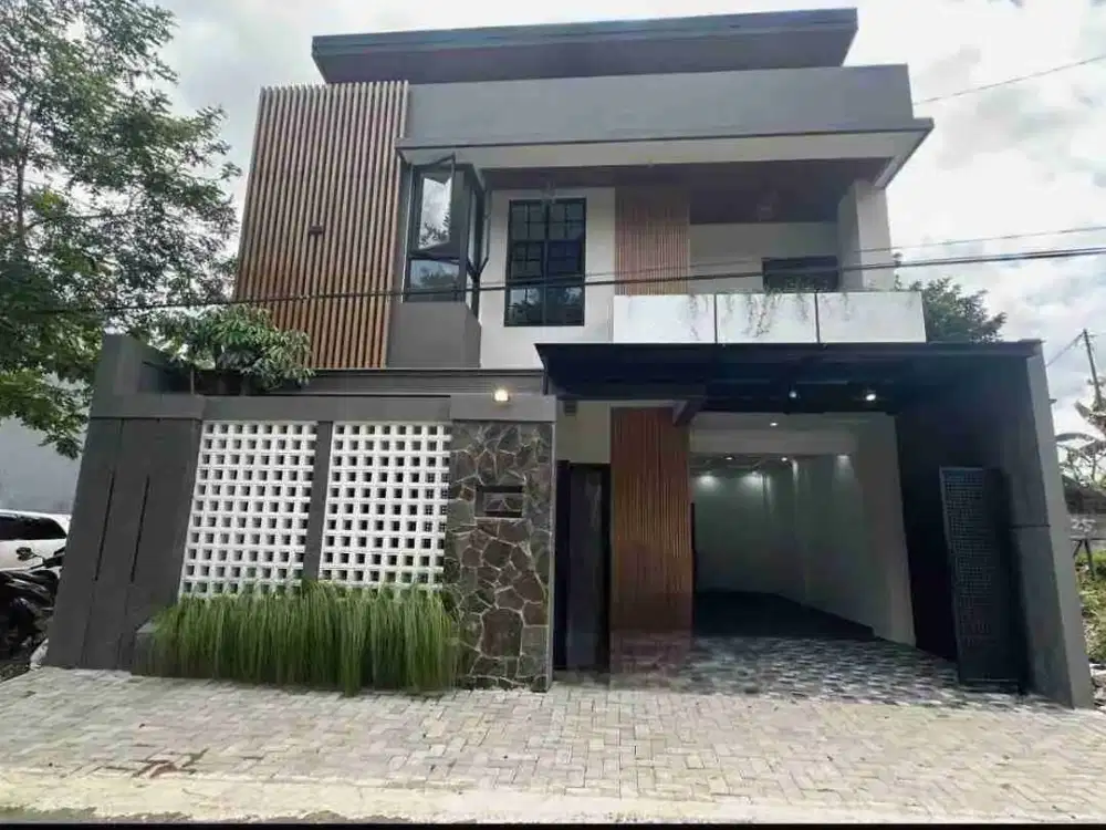 DIJUAL CEPAT RUMAH MEWAH 2LANTI PURWOMARTANI SLEMAN