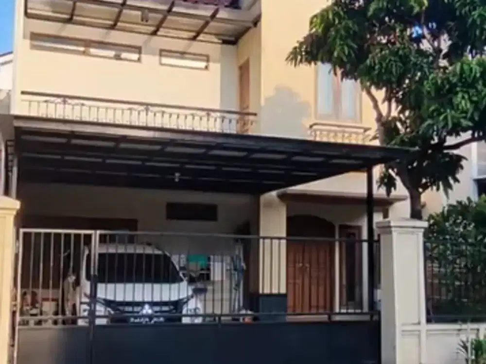 Dijual cepat  rumah 2 lantai sapphire PHG kondisi rapih siap tinggal Gading Serpong