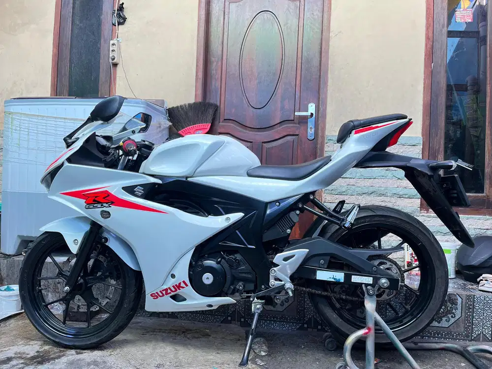 SUZUKI GSX LOW KM ISTIMEWA MOTOR GRESS
