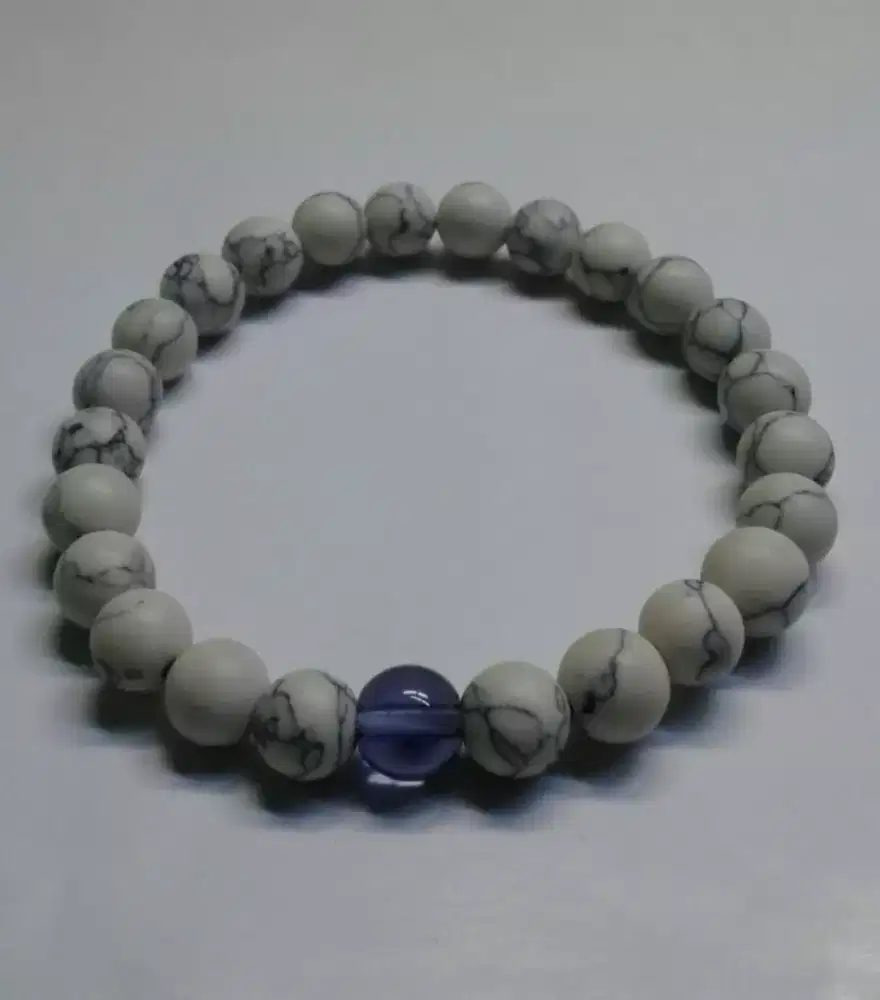 Gelang Batu Pirus Howlite Mix Amethys