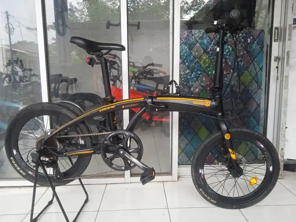 Sepeda lipat Pacific Noris 20