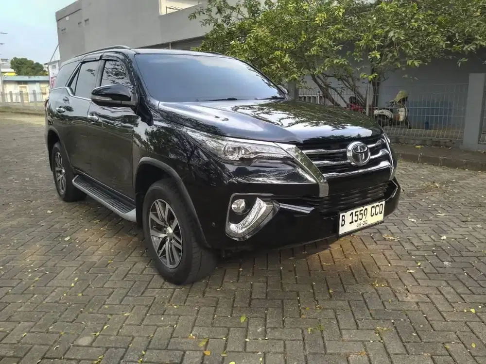 FORTUNER 2.4 VRZ DIESEL AT 2017